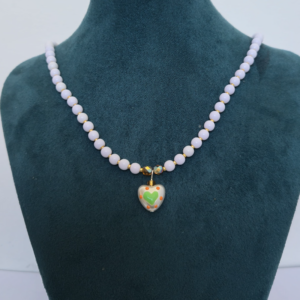 Collar Corazon - Perla acrilica y Corazon Acrilico