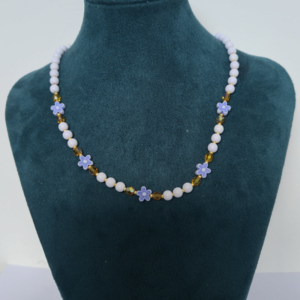 Collar Florecitas - perlas acrilicas con 5 dijes acrilico celeste